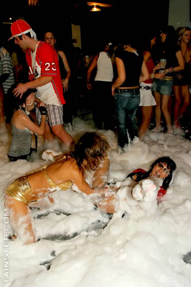 Drunk girls gets banged during a wild and crazy spring break party - #7