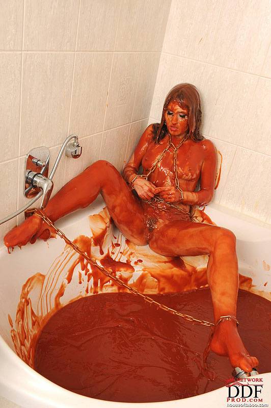 White girl pisses into blood filled tub before getting in it - #11