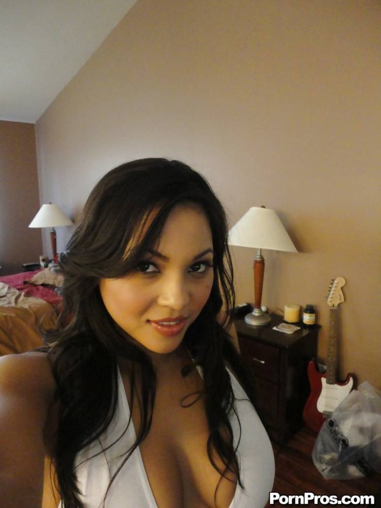 Sultry Latina female Adriana Luna snapping selfies of her big natural titties - #13