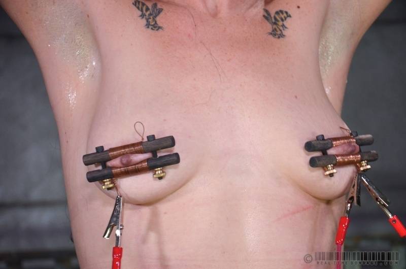 Gorgeous sex slave MILF Siouxsie Q bound with tit clamps on her nipples - #10