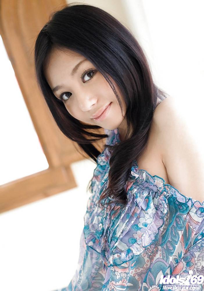 Ravishing asian coed Aino Kishi ucovering her graceful body - #1