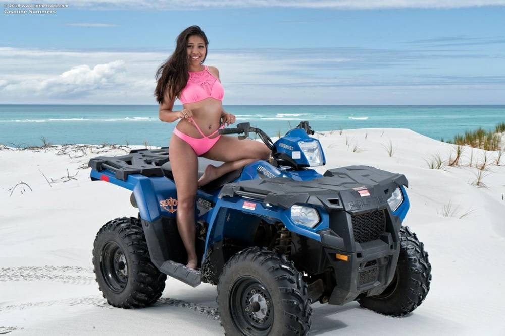 Sexy bikini model Jasmine Summers shows her Asian pussy on the beach & rubs it - #14
