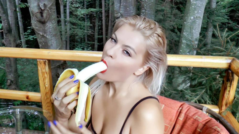 Platinum blonde Jasmine Rouge gets a mouthful of cum during deepthroat action - #2