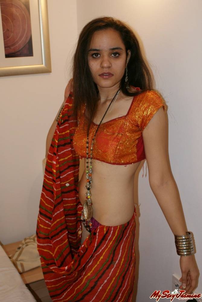 Indian princess Jasime takes her traditional clothes and poses nude - #5