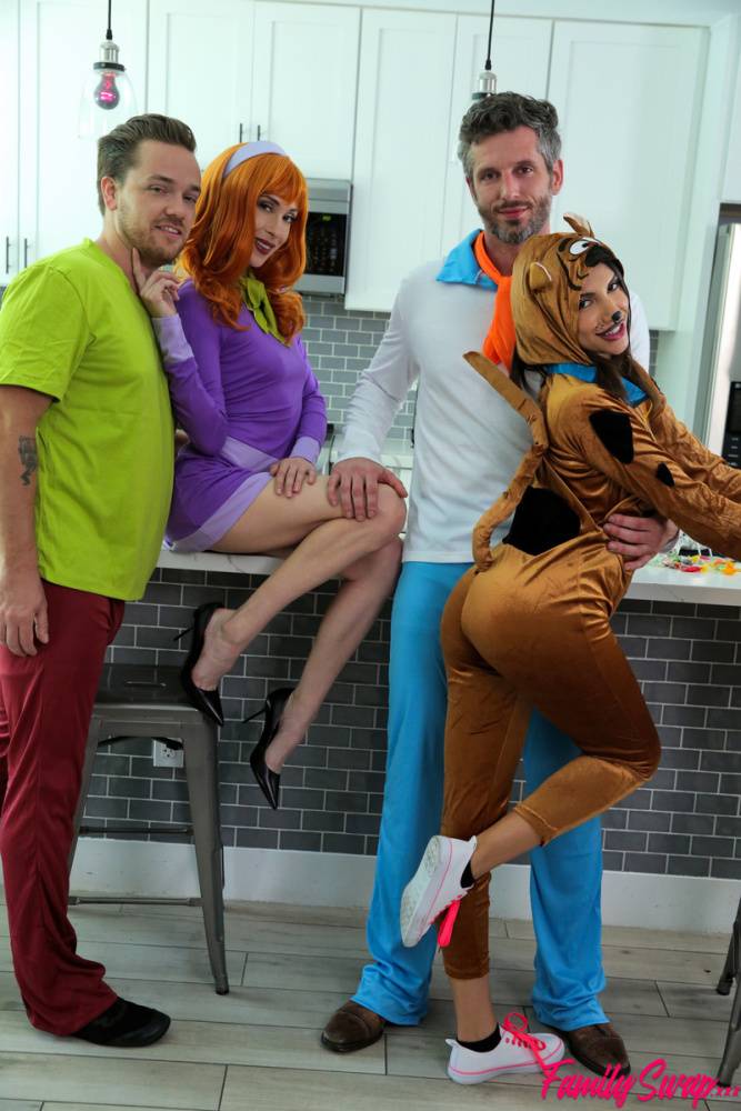 Aiden Ashley and Hime Marie partake in a cosplay foursome at Halloween - #2