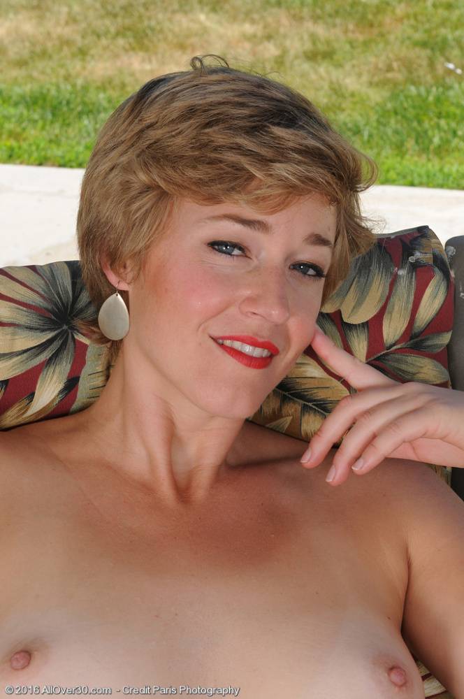 Pretty Liz Sophia strips in the sunshine to reveal small breasts & bare butt - #3