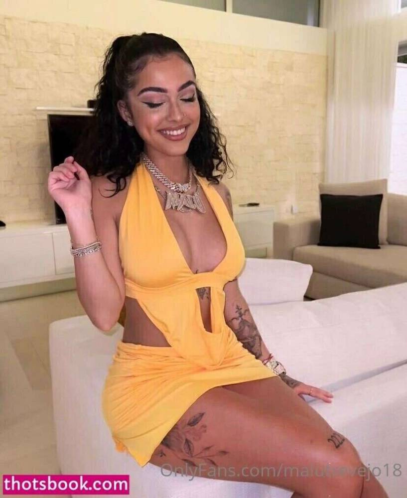 Malu Trevejo New Leaked Photos - #11