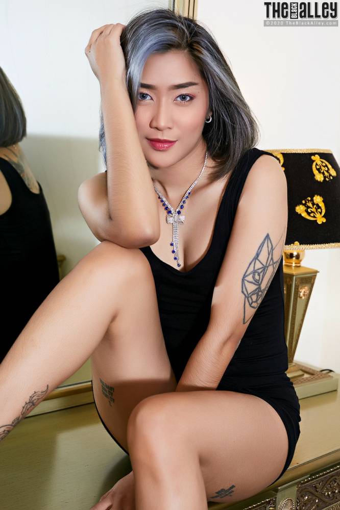 Tattooed Asian babe looses her tiny tits and pussy from a little black dress - #16