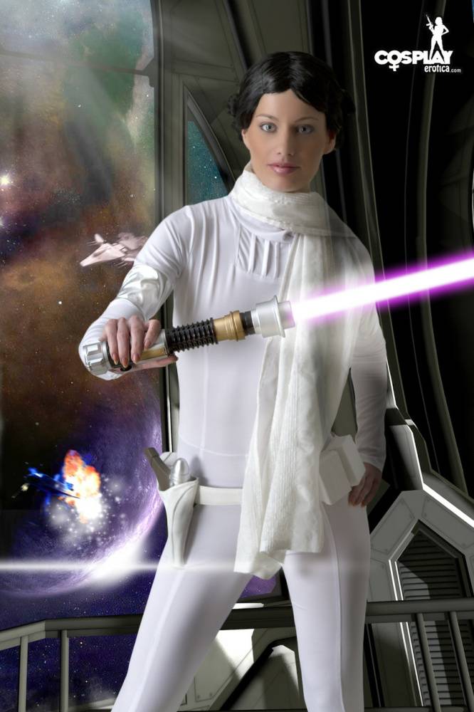 Living doll wields a lightsaber while emulating Princess Leah - #9