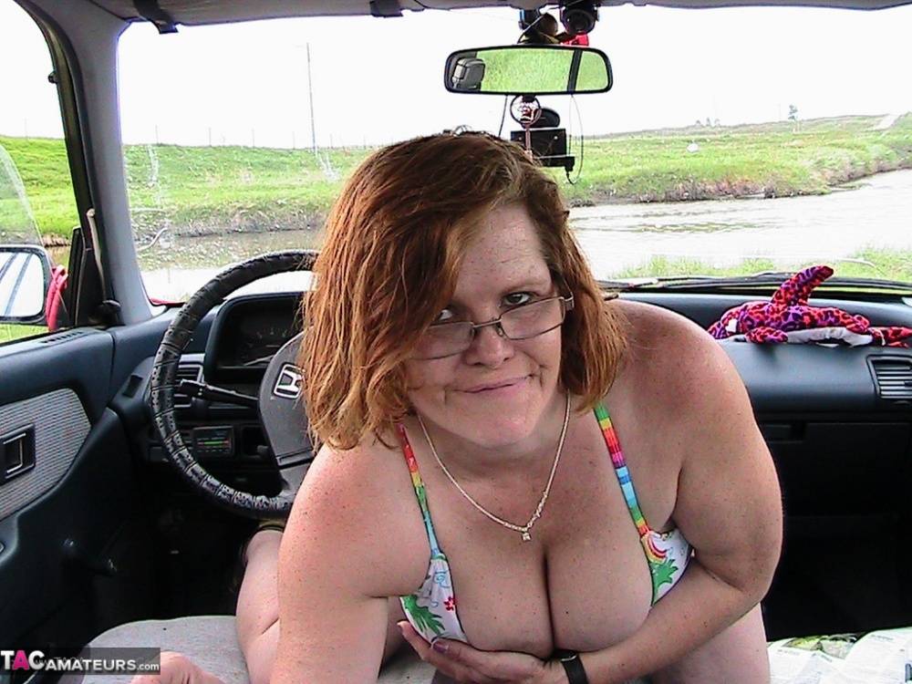Canadian amateur Misha MILF exposes her huge tits and bald cunt inside a car - #8