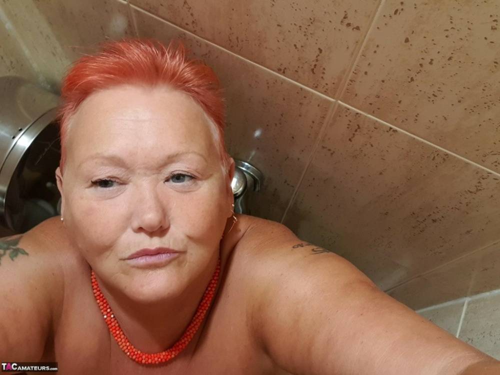 Fat granny with red hair Valgasmic Exposed takes naked selfies at home - #10