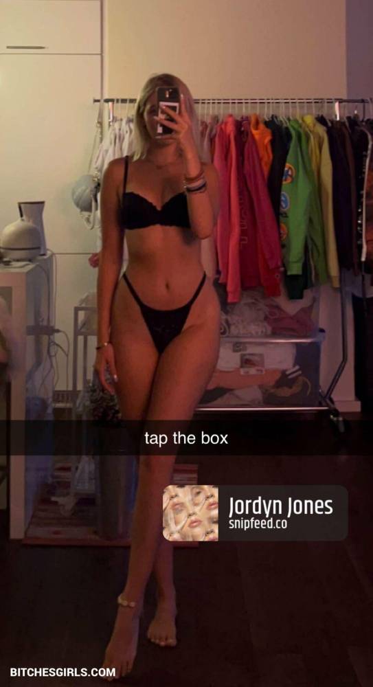 Jordyn Jones Celeb Leaked Tits – Latest Ass Photos - #17
