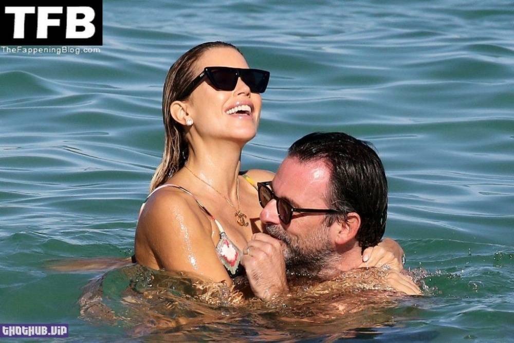 Top Sylvie Meis & Niclas Castello Put on a Loved-Up Display as They Hit the Beach in Miami - #15