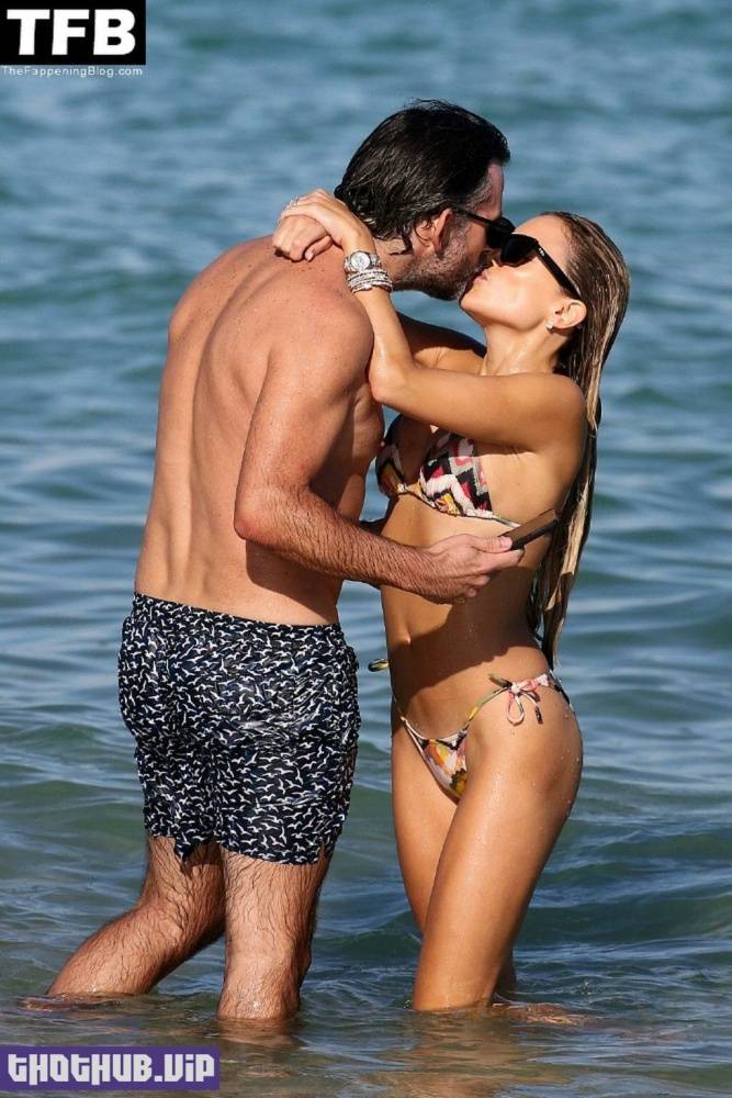 Top Sylvie Meis & Niclas Castello Put on a Loved-Up Display as They Hit the Beach in Miami - #3