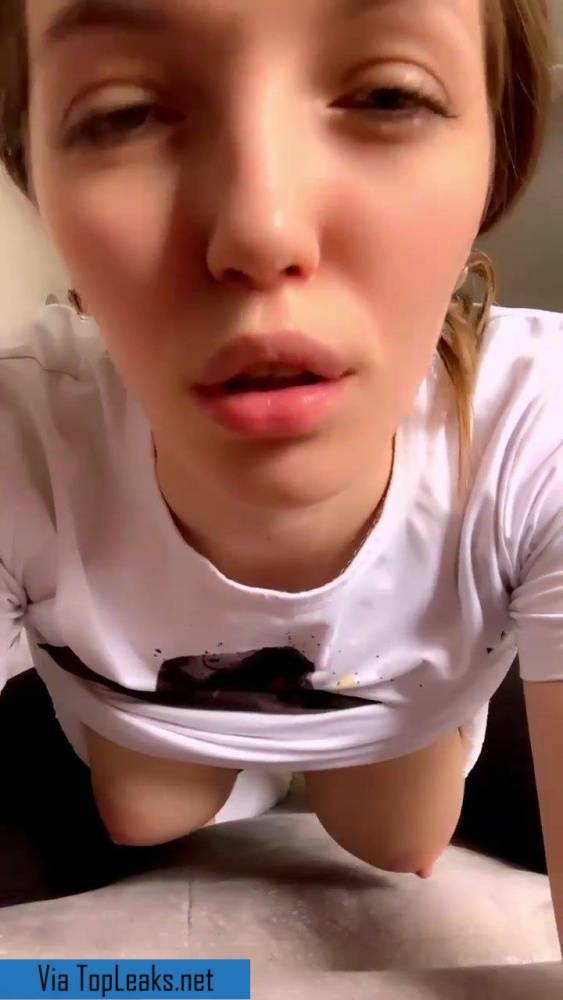 young russian mom teasing on periscope - #1