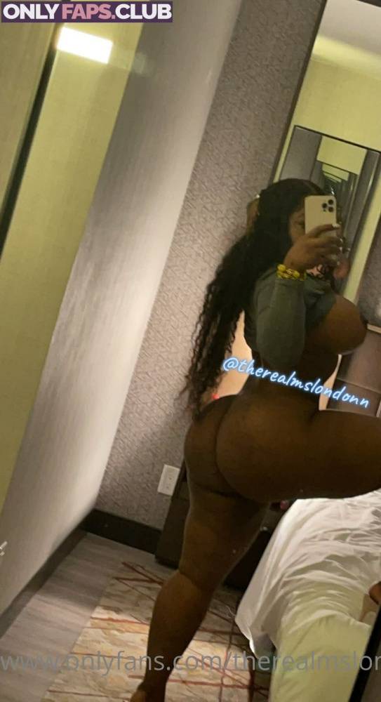 therealmslondonss OnlyFans Leaks (18 Photos) - #11