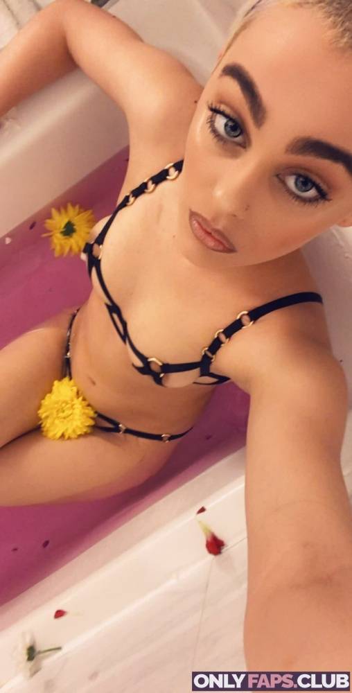 itsparisamour OnlyFans Leaks (20 Photos) - #9