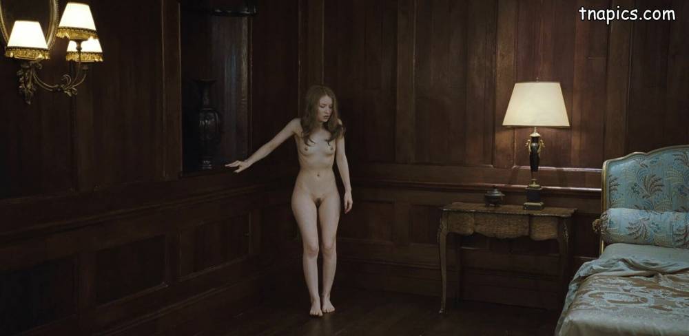 Emily Browning Nude - #36