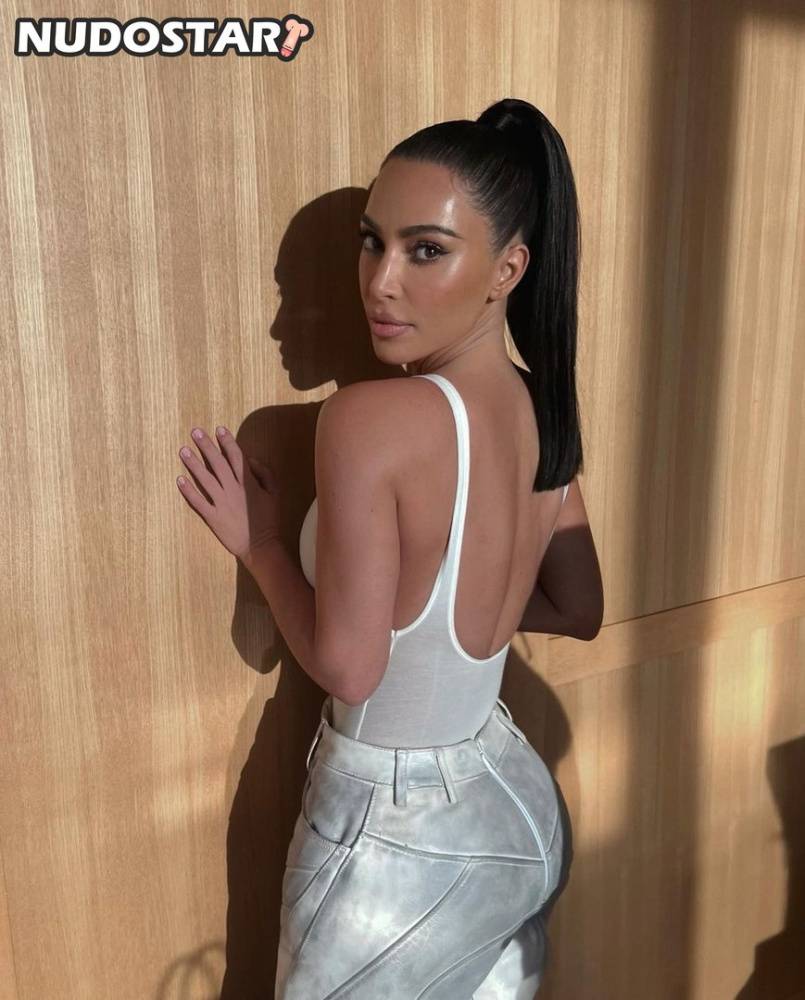 Kim Kardashian Instagram Leaks - #17