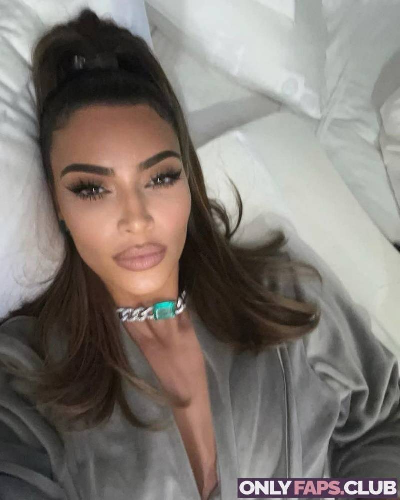 Kim Kardashian OnlyFans Leaks (21 Photos) - #14