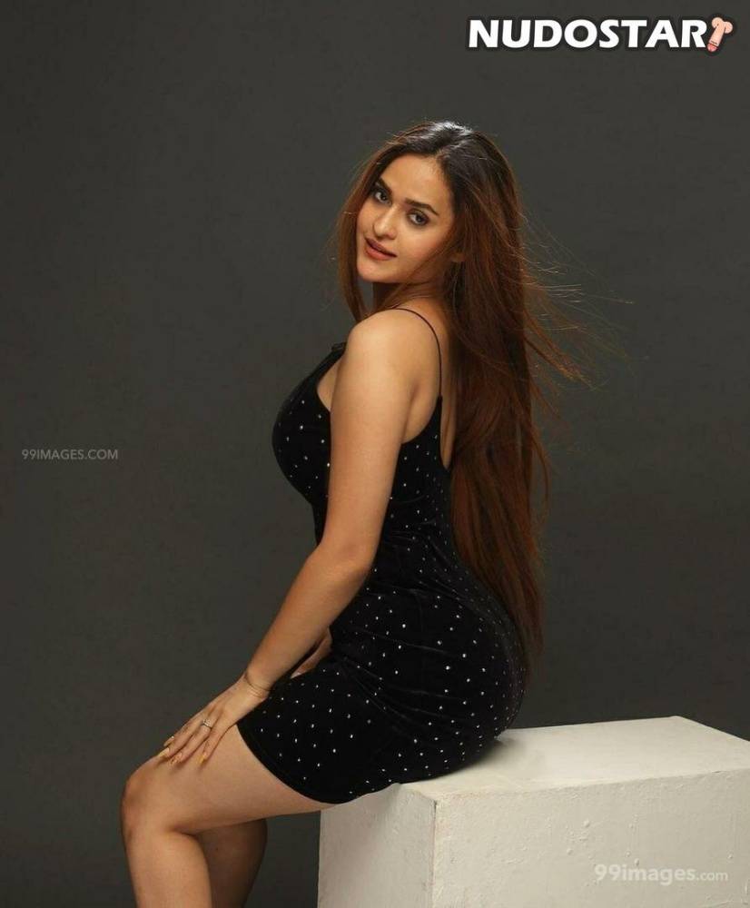 Prajakta Dusane 2013 praju_starlet Instagram Leaks - #37