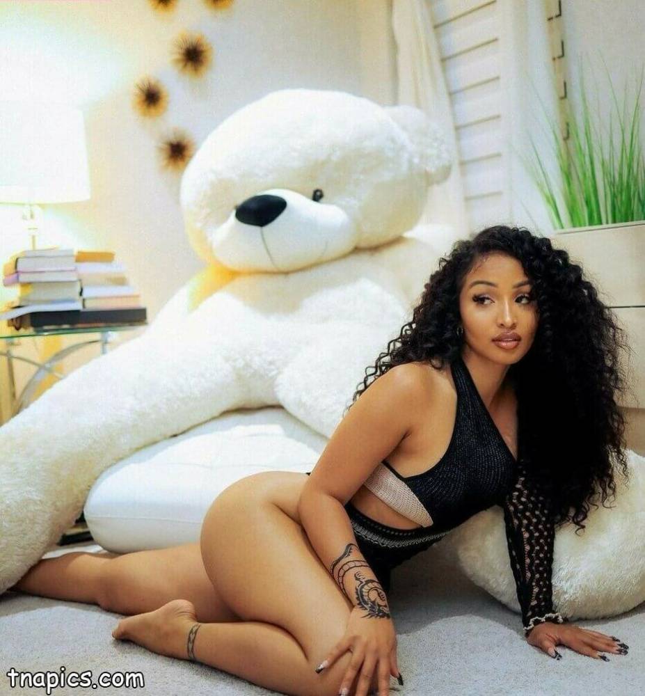 Shenseea Nude - #3