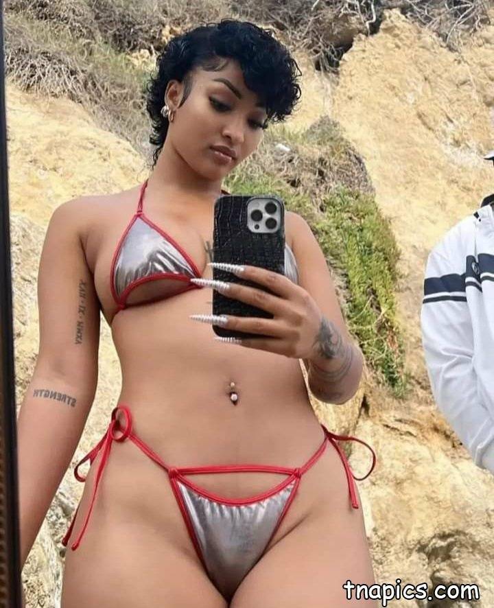 Shenseea Nude - #22