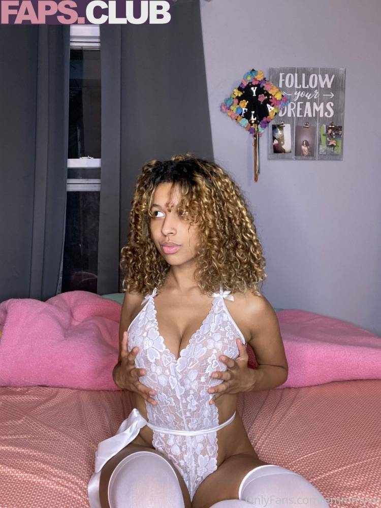 emmmyxo Nude OnlyFans Leaks (22 Photos) | Photo: 1386096