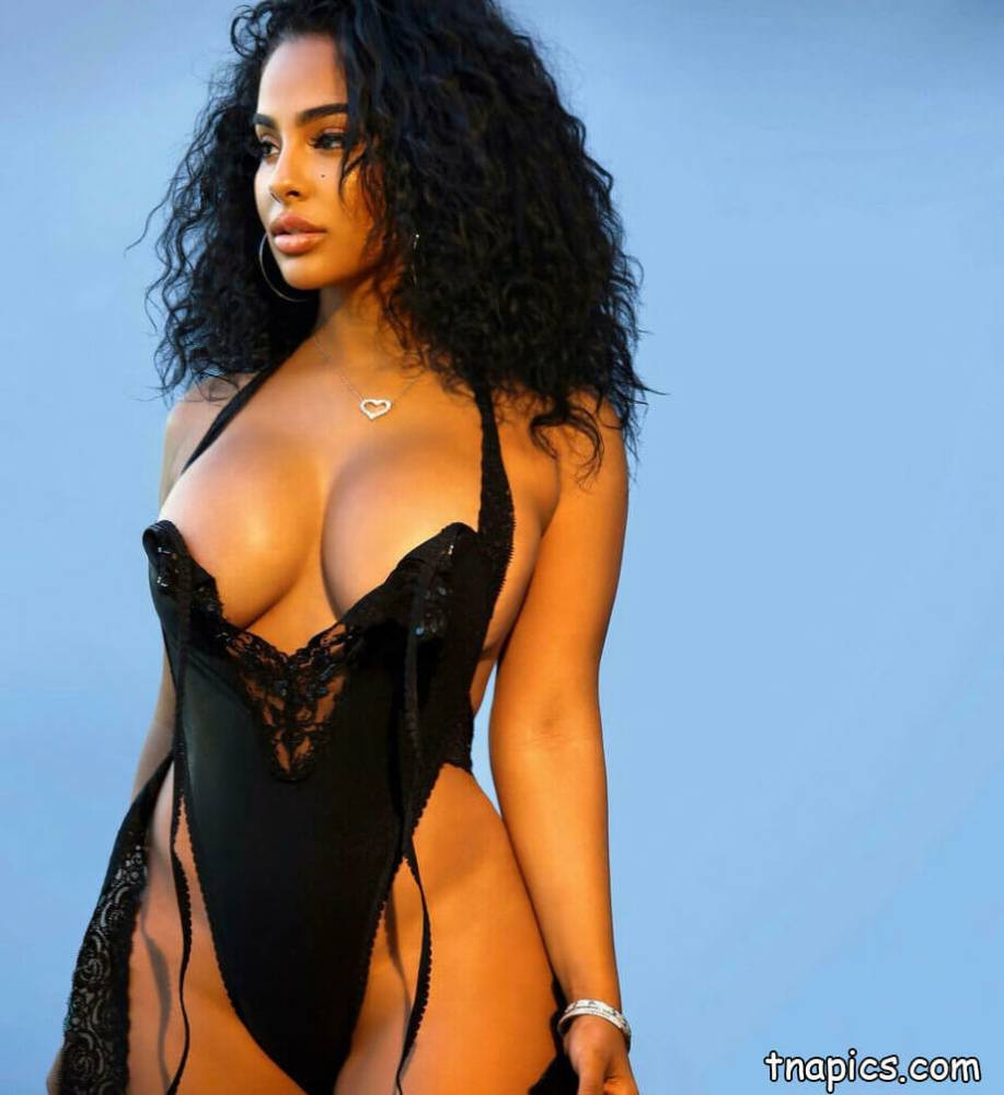 Ayisha Diaz Nude - #21