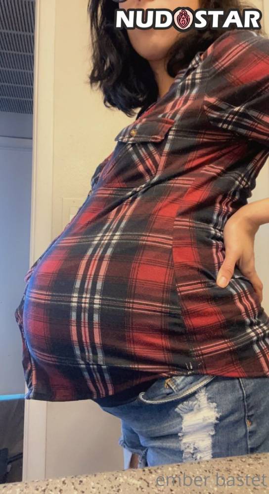 Pregnant Ember 2013 Emberbastet OnlyFans Leaks | Photo: 1436066