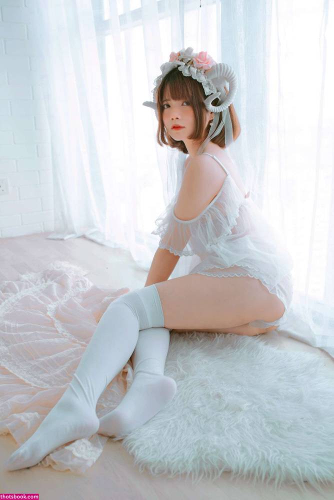 Miu Cosplayer Nude Photos #11 - #17