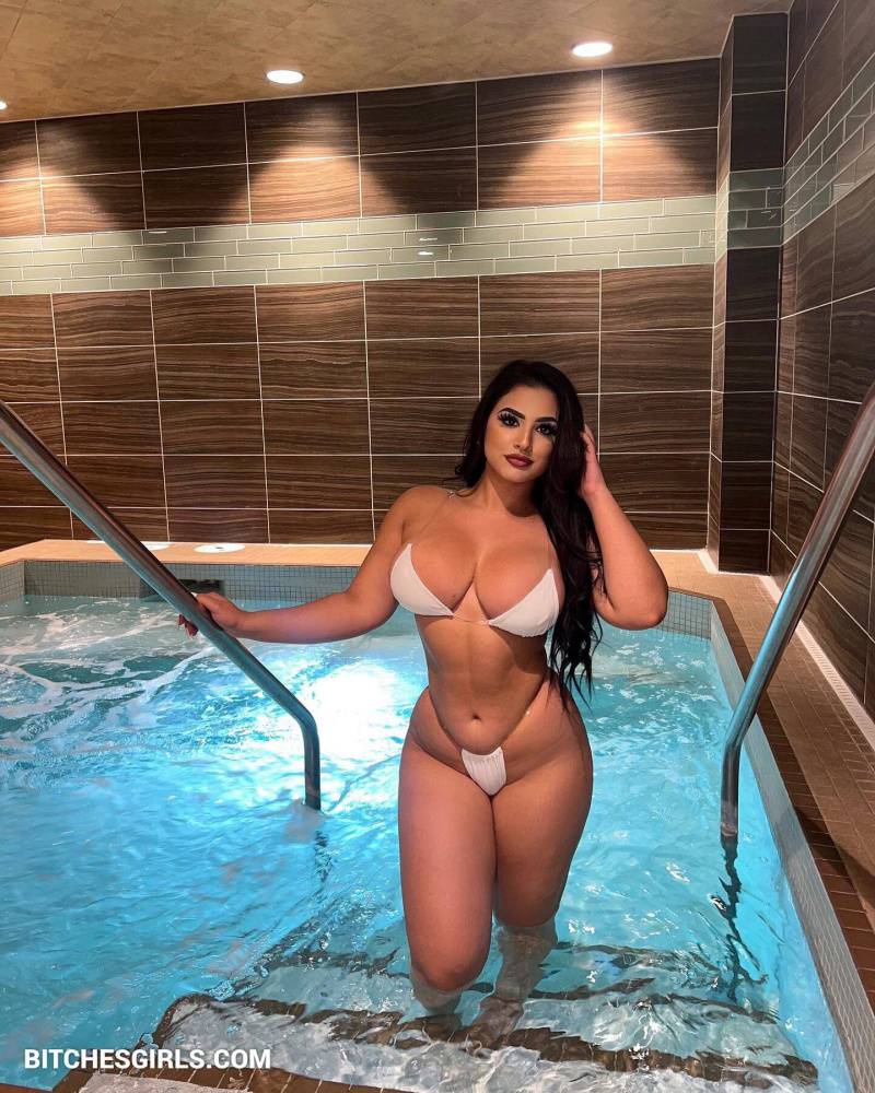 Nadia Khar Instagram Sexy Influencer – Nadiaskhar Nsfw - #10
