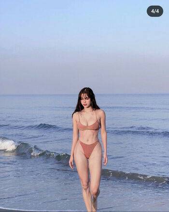 Criselda Alvarez / criseldalvarez Nude - #16