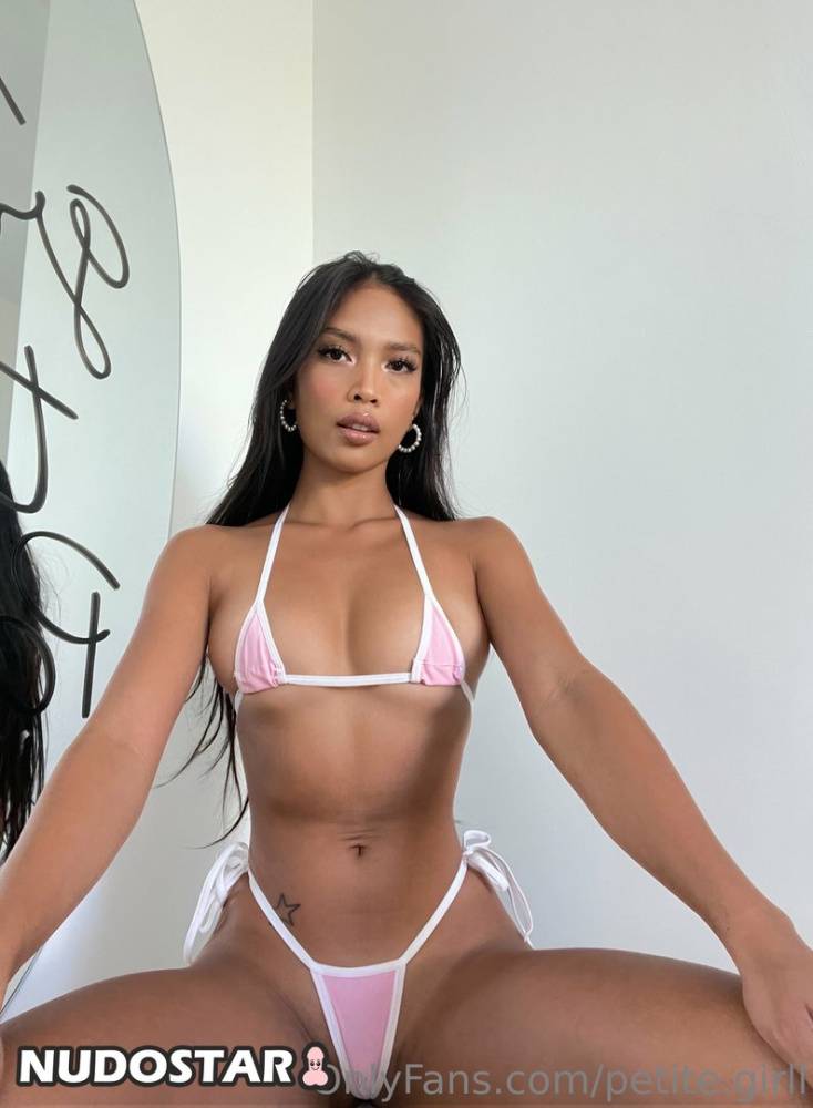 Petite Mia 2013 Iyamodel OnlyFans Leaks | Photo: 1761714