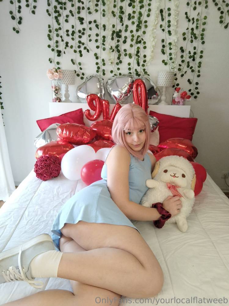 yourlocalflatweeb [ yourlocalflatweeb ] OnlyFans photos on Hot.tv - #4