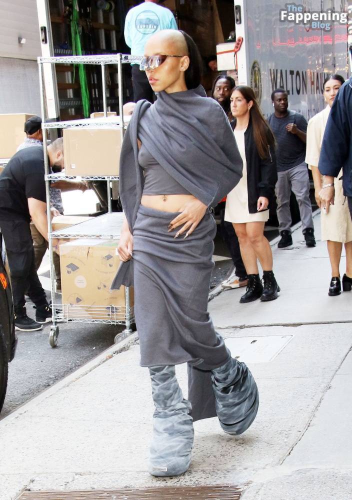 FKA Twigs is Spotted Braless as She Exits GMA3 in New York City (30 Photos) - #12