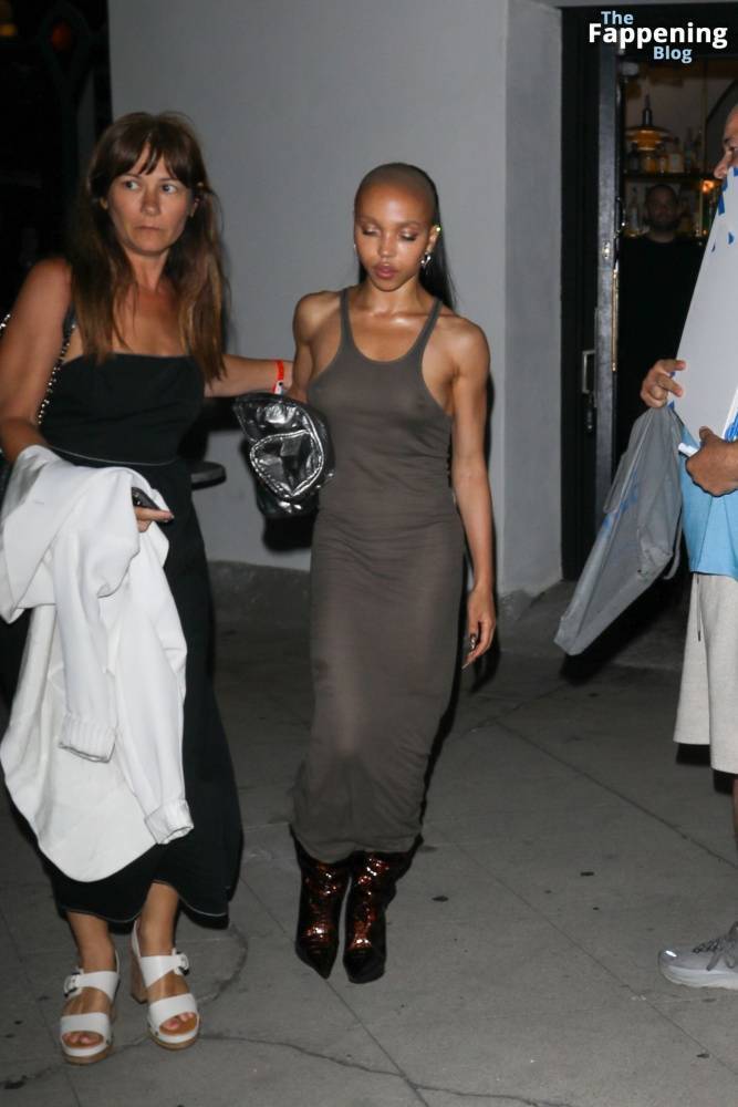 FKA Twigs Flashes Her Nude Tits as She Leaves Dinner in LA (20 Photos) - #8