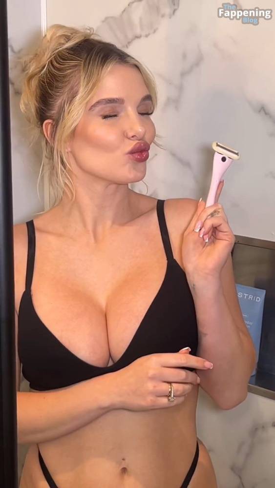 Helen Flanagan Sexy (12 Pics + Video) - #5