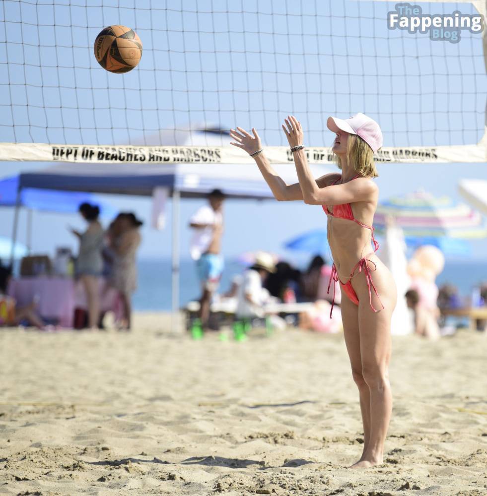 Joy Corrigan Shows Off Her Slender Figure in a Bikini on the Beach in LA (67 Photos) - #23