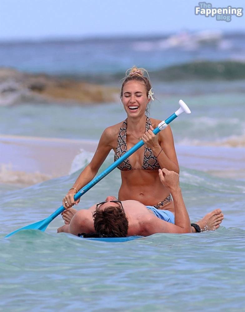 Alena Gerber & Clemens Fritz Enjoy Their Holiday in Formentera (36 Photos) - #12