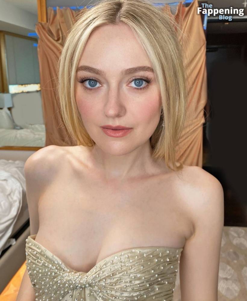 Dakota Fanning Looks Sexy at the 76th Primetime Emmy Awards (77 Photos) - #18