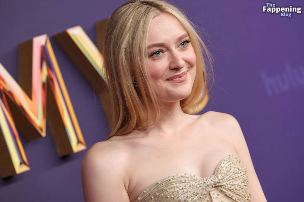 Dakota Fanning Looks Sexy at the 76th Primetime Emmy Awards (77 Photos) - #4