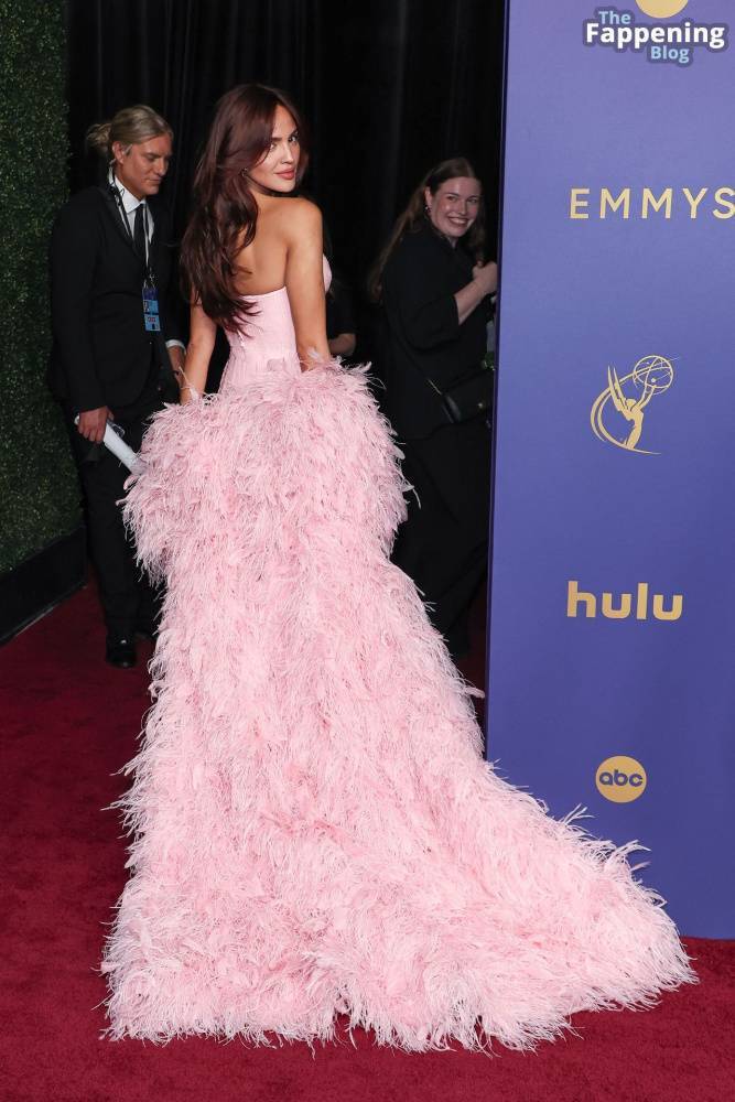 Eiza González Displays Her Sexy Tits at the 76th Primetime Emmy Awards (40 Photos) - #21