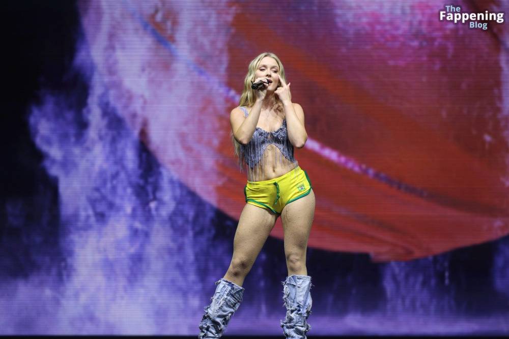 Zara Larsson Shows Off Her Goods as She Performs on Stage in Brazil (39 Photos) - #22