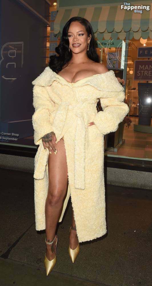 Rihanna Shows Off Nice Cleavage at the Fenty Hair Launch (114 Photos) - #14