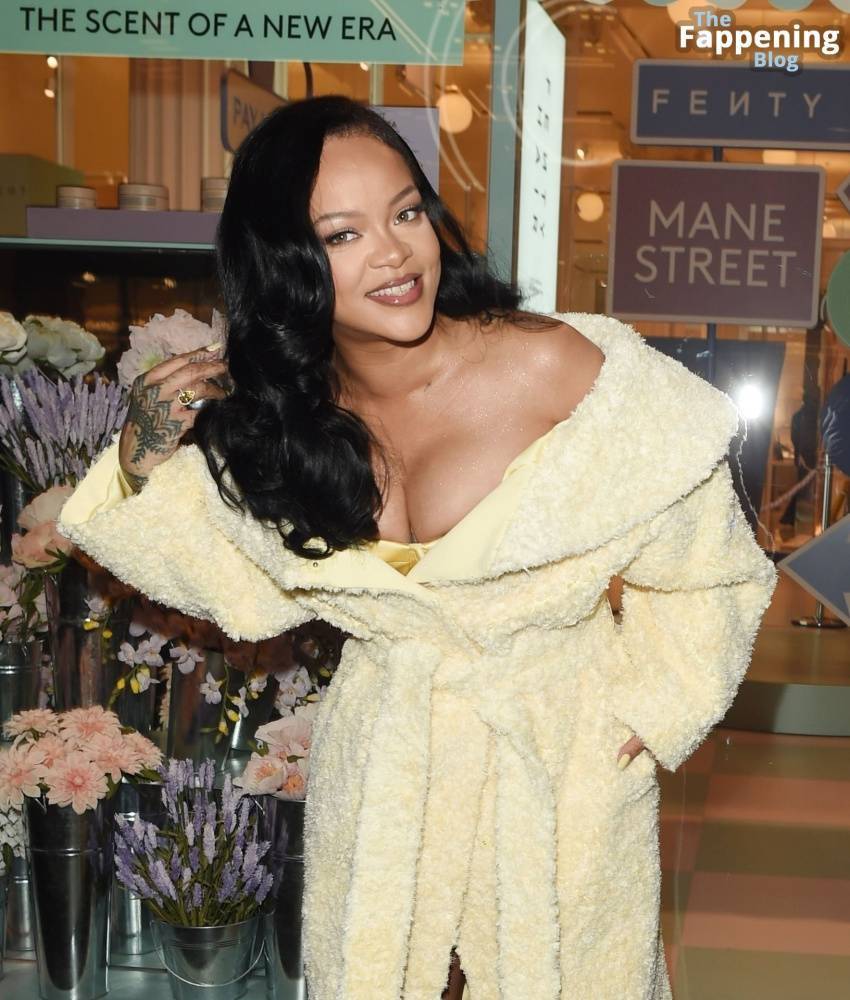 Rihanna Shows Off Nice Cleavage at the Fenty Hair Launch (114 Photos) - #20