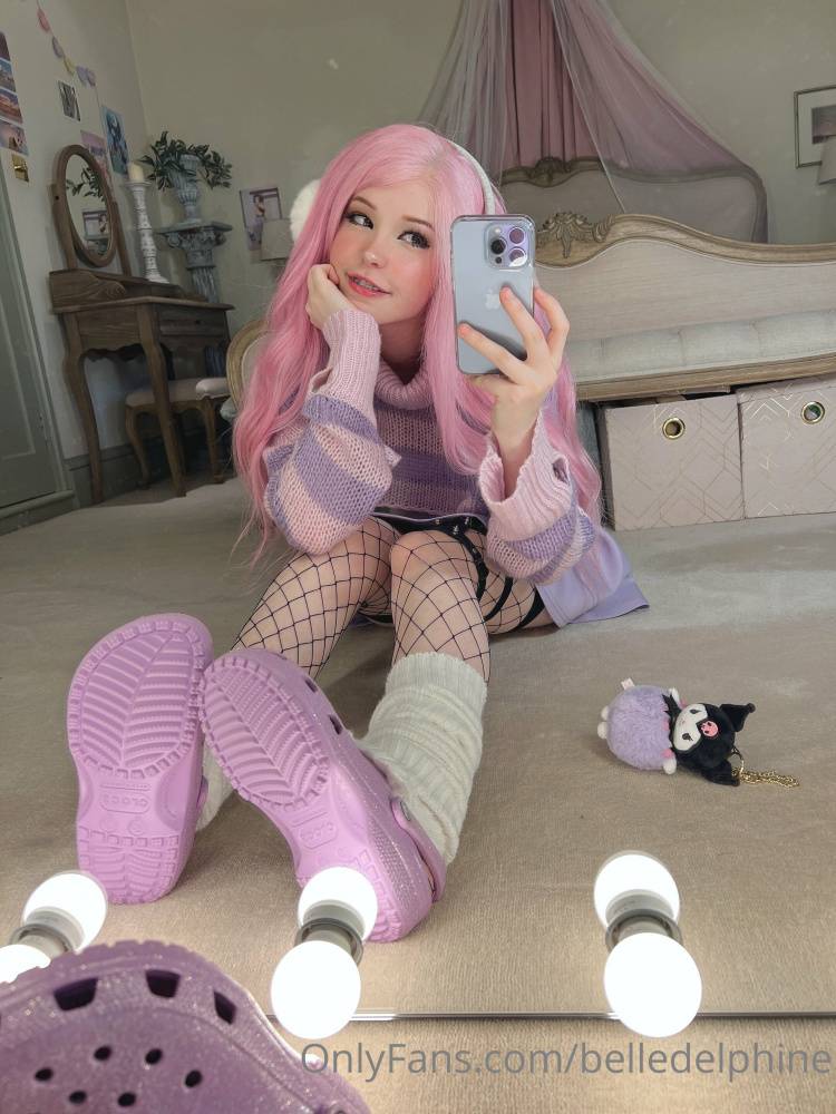 Belle Delphine Purple Crocs Porn Gallery - #26