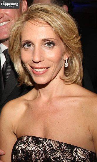 Dana Bash Sexy (8 Photos) - #7