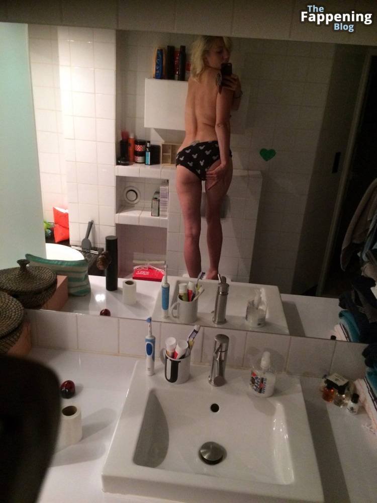 Veronica Maggio Nude & Sexy Leaked The Fappening (23 Photos) - #22