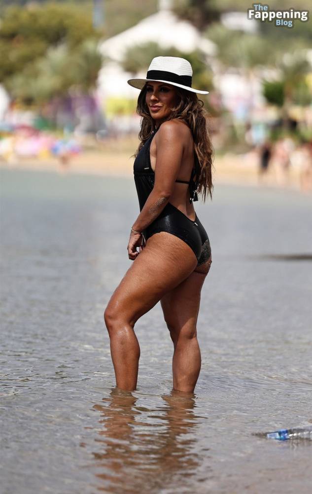 Narinder Kaur Looks Sexy in the Sea While on a Late Summer Break in Ibiza (56 Photos) - #11